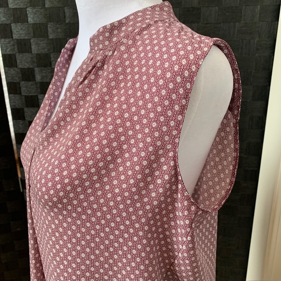 Ladies Top - Picture 2 of 4